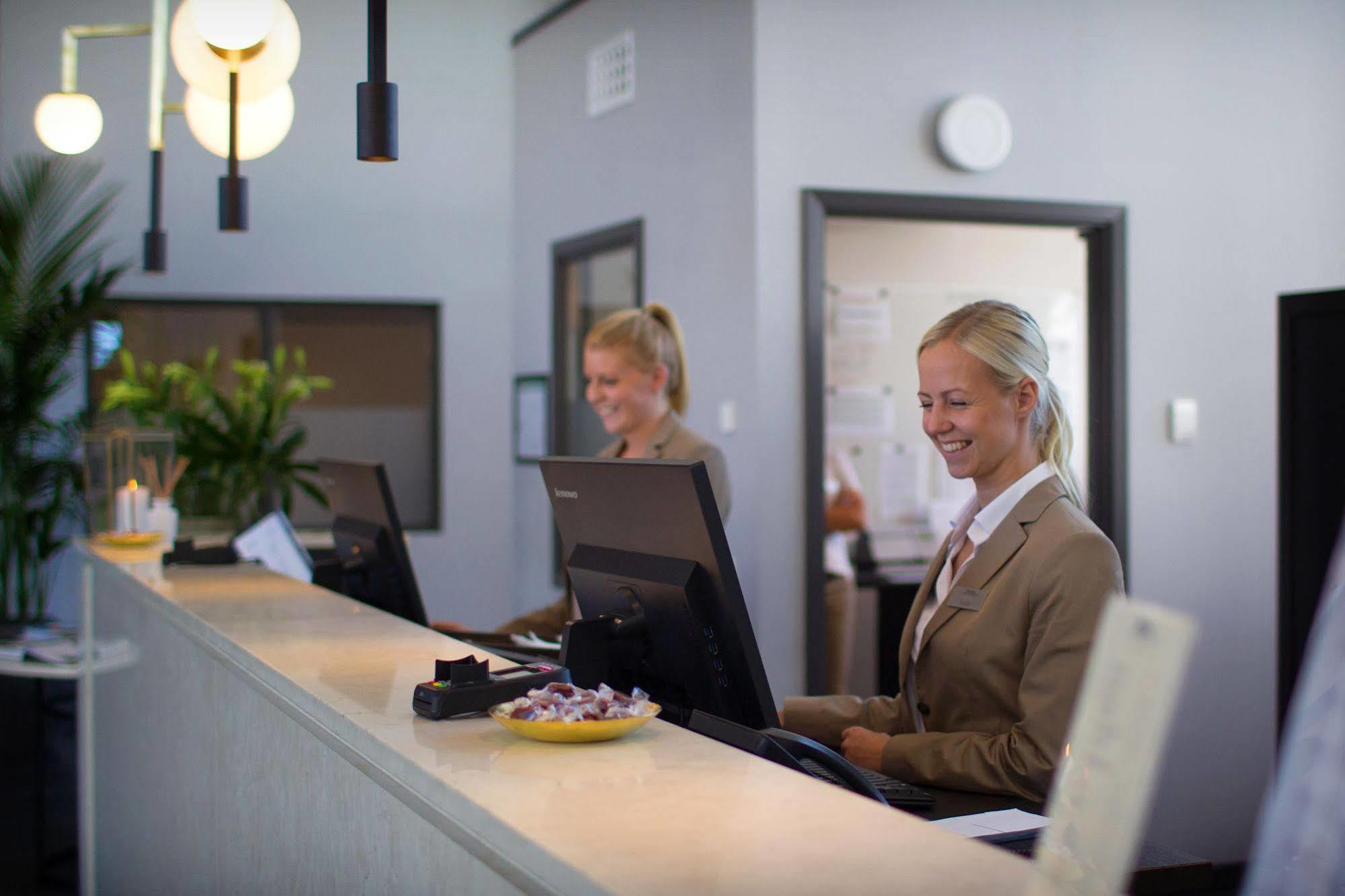 Hotel Riviera Strand Bastad Bagian luar foto